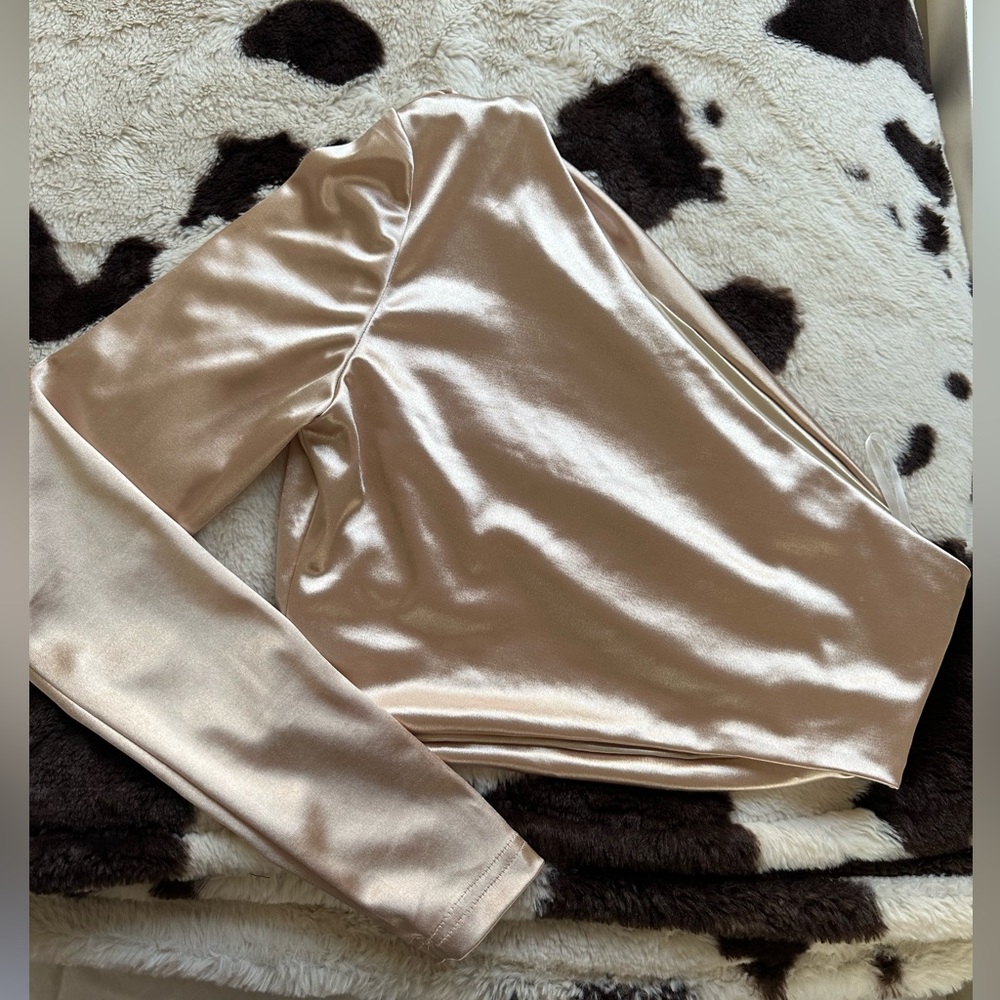 Brand new, never worn satin one shoulder top!!